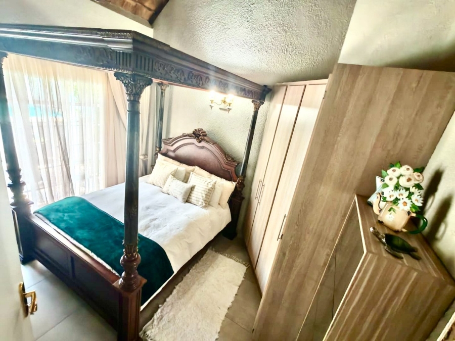 4 Bedroom Property for Sale in Wilkoppies North West